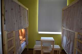 Хостелы Kaera Hostel Таллин Спальное место на двухъярусной кровати в общем номере для мужчин и женщин-1
